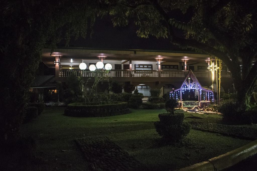 Hotel Suerre Guápiles 外观 照片